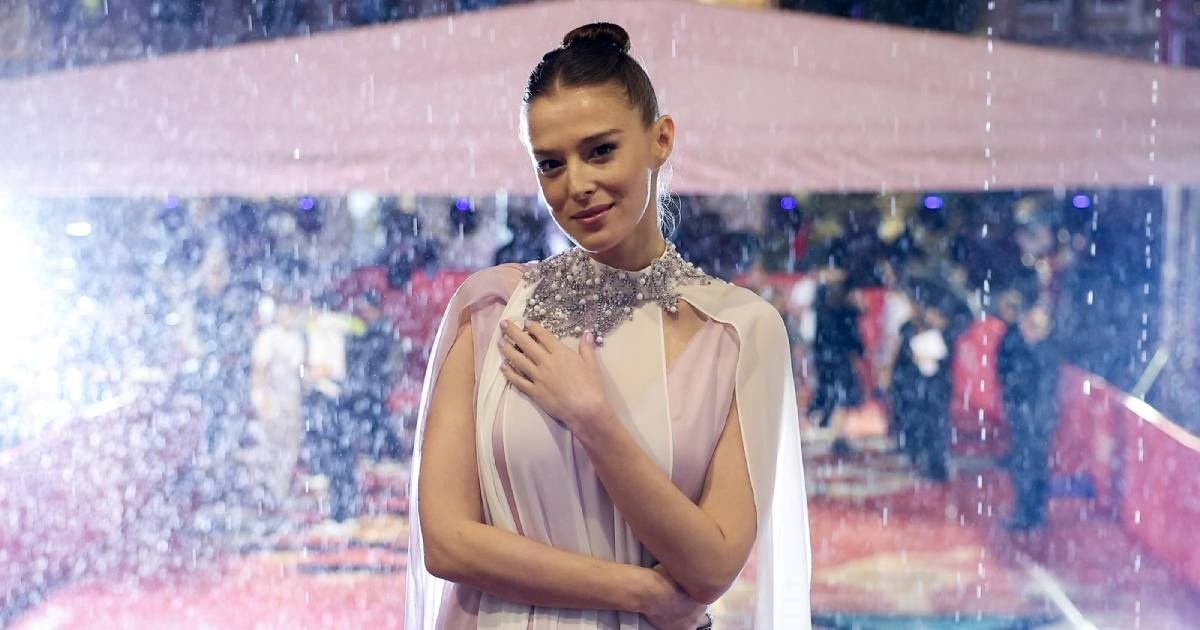 Srpska glumica očarala sve prisutne u Sarajevu, kiša joj nije pokvarila raspoloženje