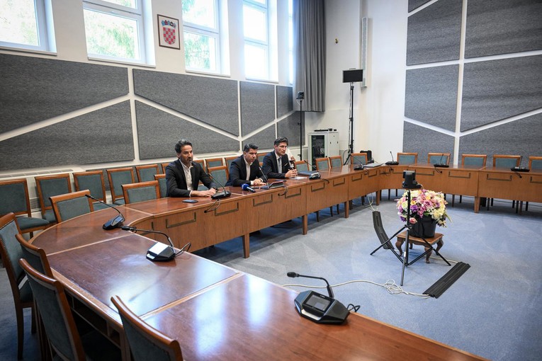 Mostu nitko nije došao na sastanak o smeću iz Gospića. Miletić: Zgrožen sam