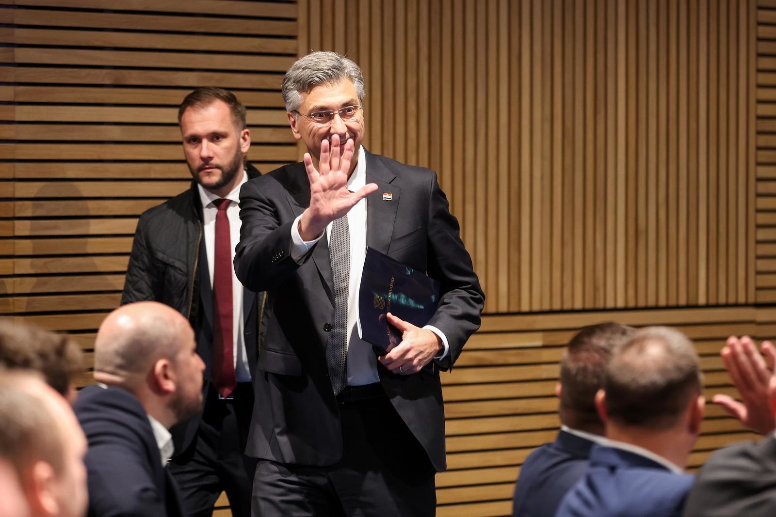 Plenković čestitao Ramazanski bajram