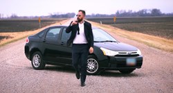 VIDEO Prodaje stari Ford, snimio je fantastičnu reklamu