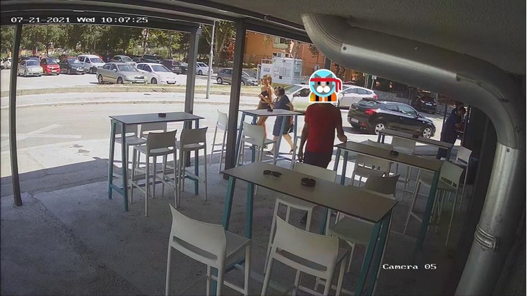 Muškarac gostima fast fooda u Splitu ukrao naočale: "Imaš 24 sata da ih vratiš"