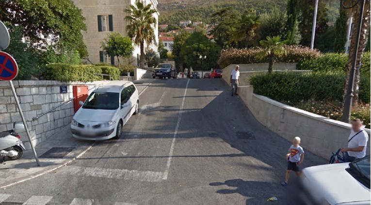 Taksist u Dubrovniku napao policajca: Pregazio ga pa pobjegao