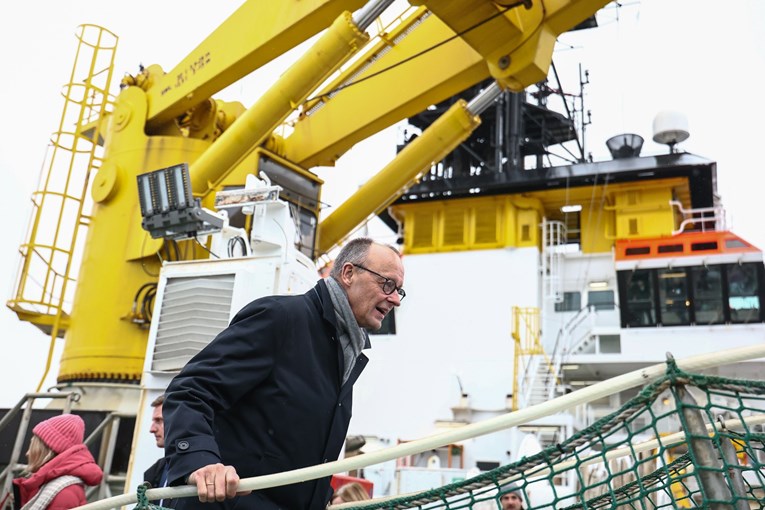 Merz: Počinjemo sa saveznicima raspravljati o europskom nuklearnom kišobranu