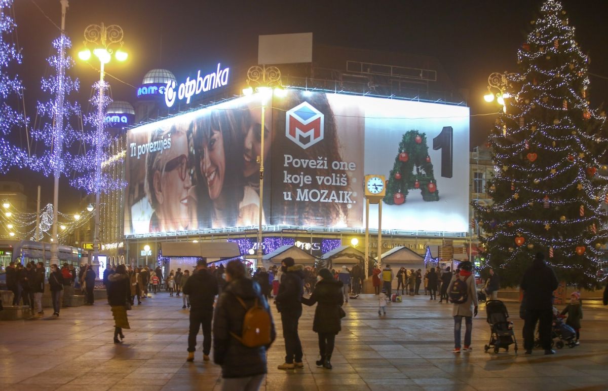 Zavladale zima i mjere: Ovako u subotu navečer izgleda centar Zagreba