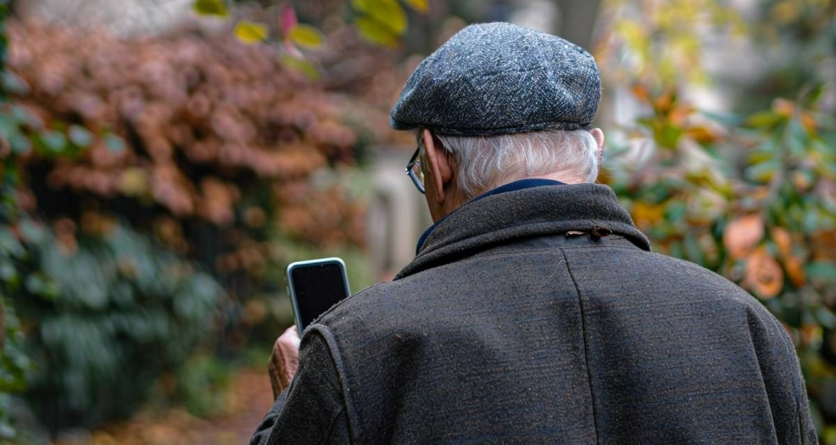 Starca uvjerili da ga čekaju milijuni rođaka iz Kanade. Ostao bez ozbiljnog novca
