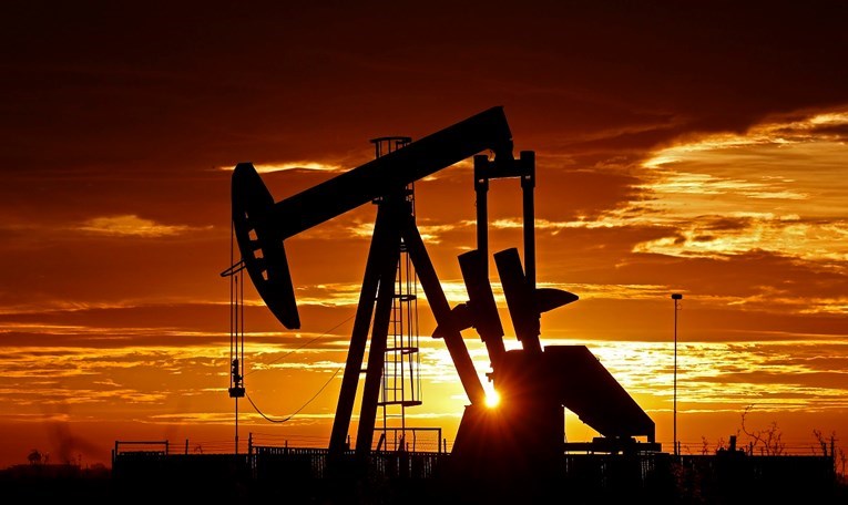Cijene nafte prošloga tjedna porasle više od 4 posto