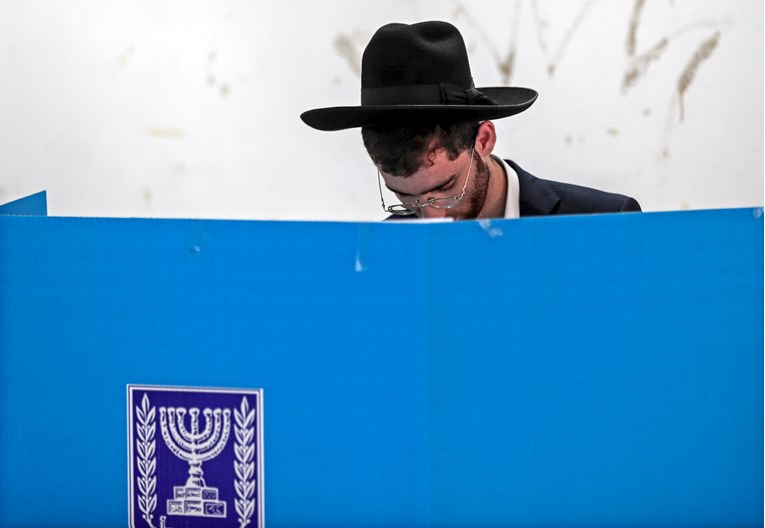 Izraelci na izbore izlaze treći put u godinu dana, ne očekuju se promjene