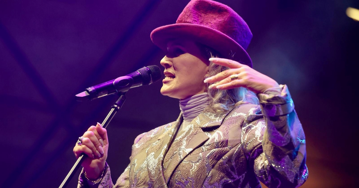 Vanna raspjevala Splićane i oduševila izdanjem koje spaja eleganciju i scenski glamur