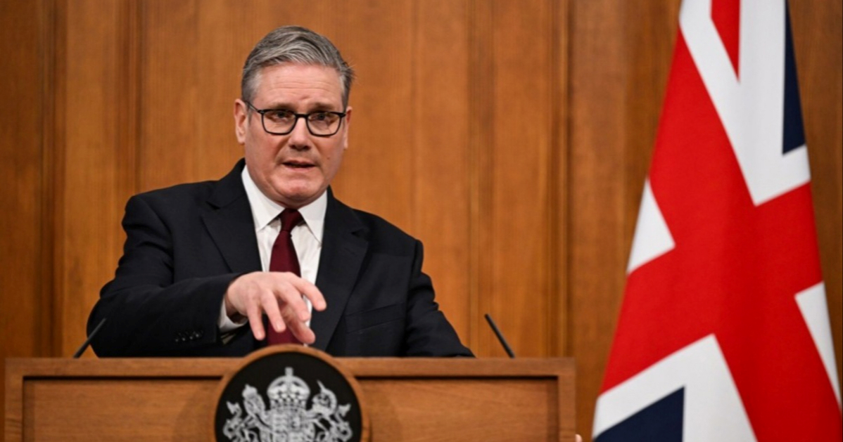 Starmer: Britanija neće u rat s Iranom, ali želi otvoriti Hormuški tjesnac