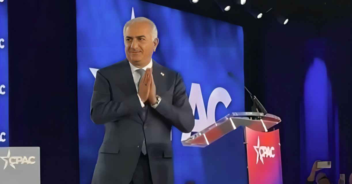 Sin bivšeg iranskog šaha dobio velike ovacije na skupu konzervativaca u SAD-u