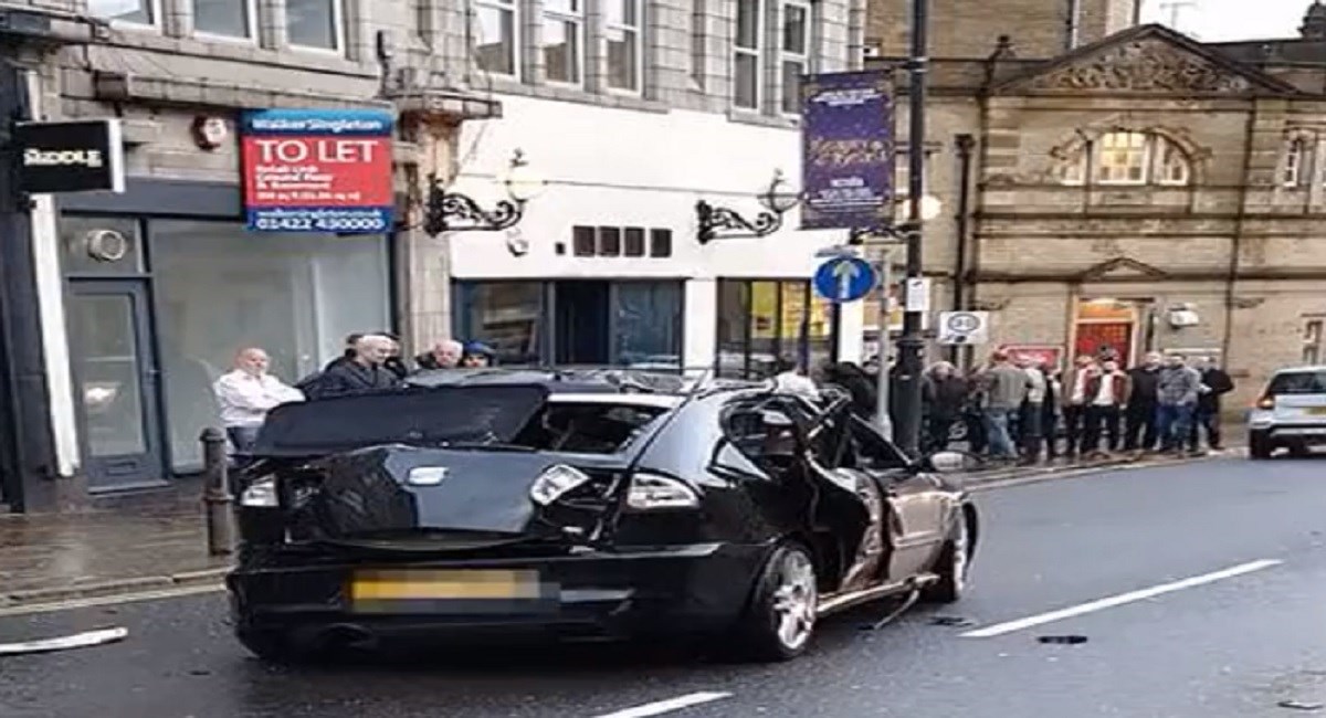 FOTO Tijekom vožnje zapalio cigaretu pa raznio automobil