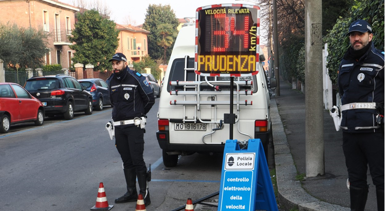 Talijanski grad ograničio brzinu na 30 km/h. Građani bijesni, autima blokirali promet