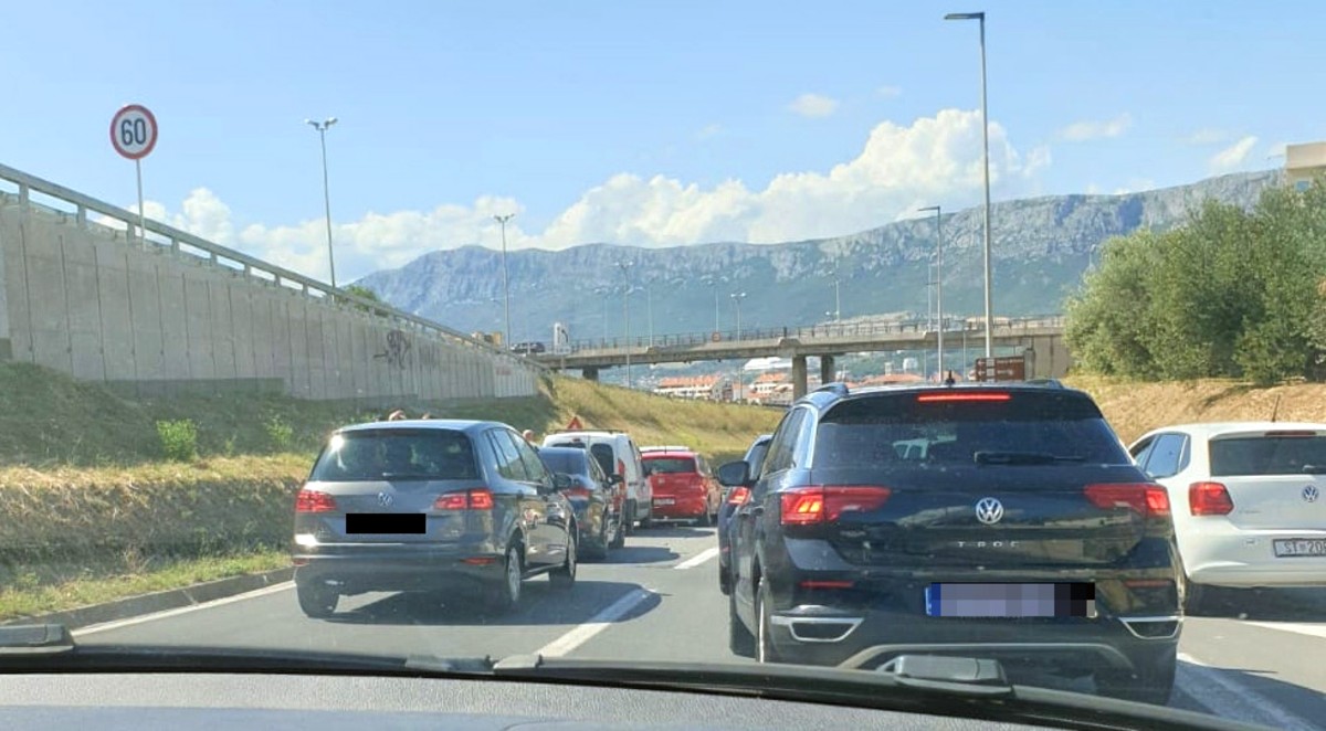 Lančani sudar u Splitu, nastala ogromna gužva