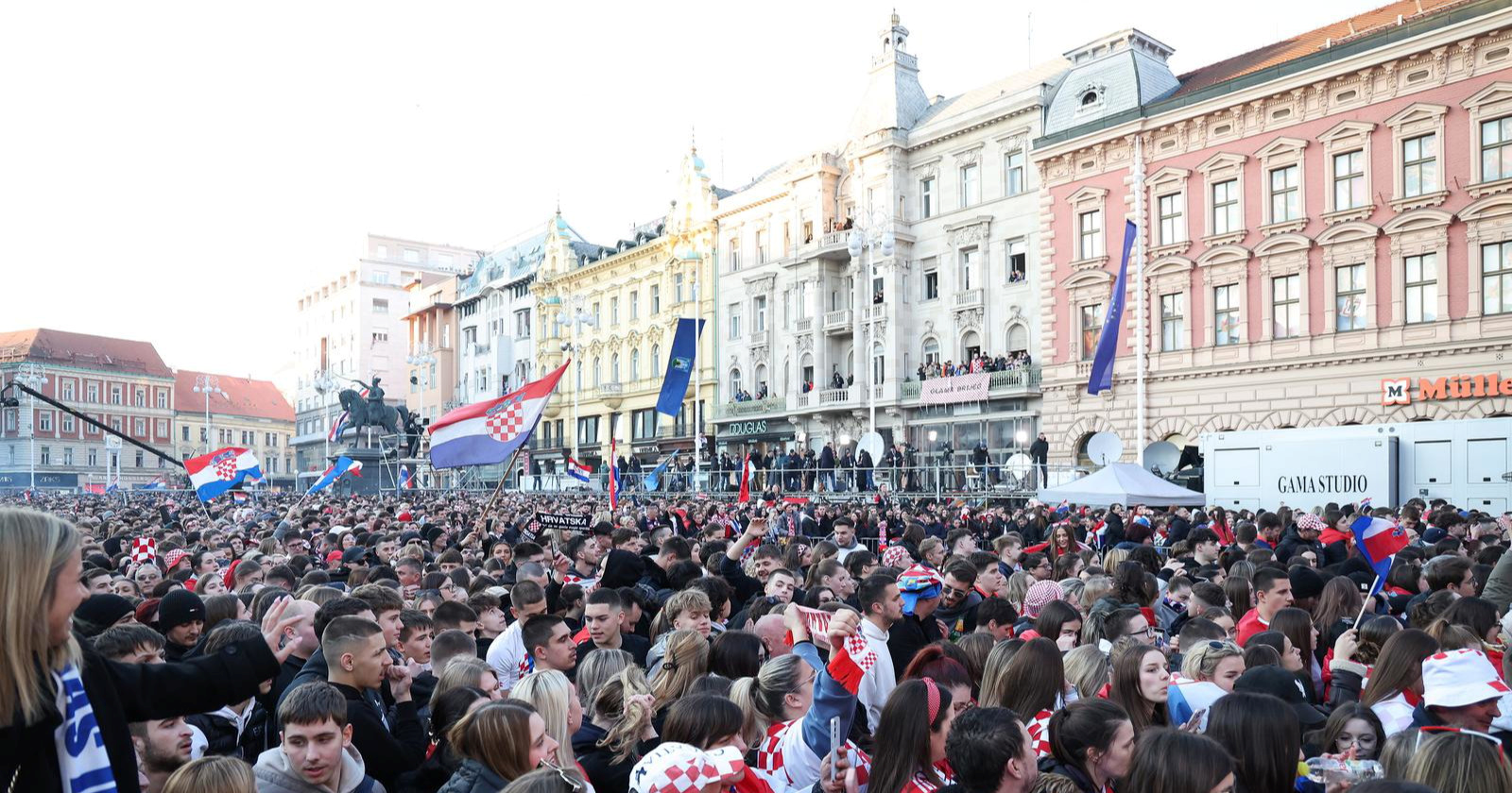 Zbog Thompsona se otkazuje doček rukometaša u Zagrebu?