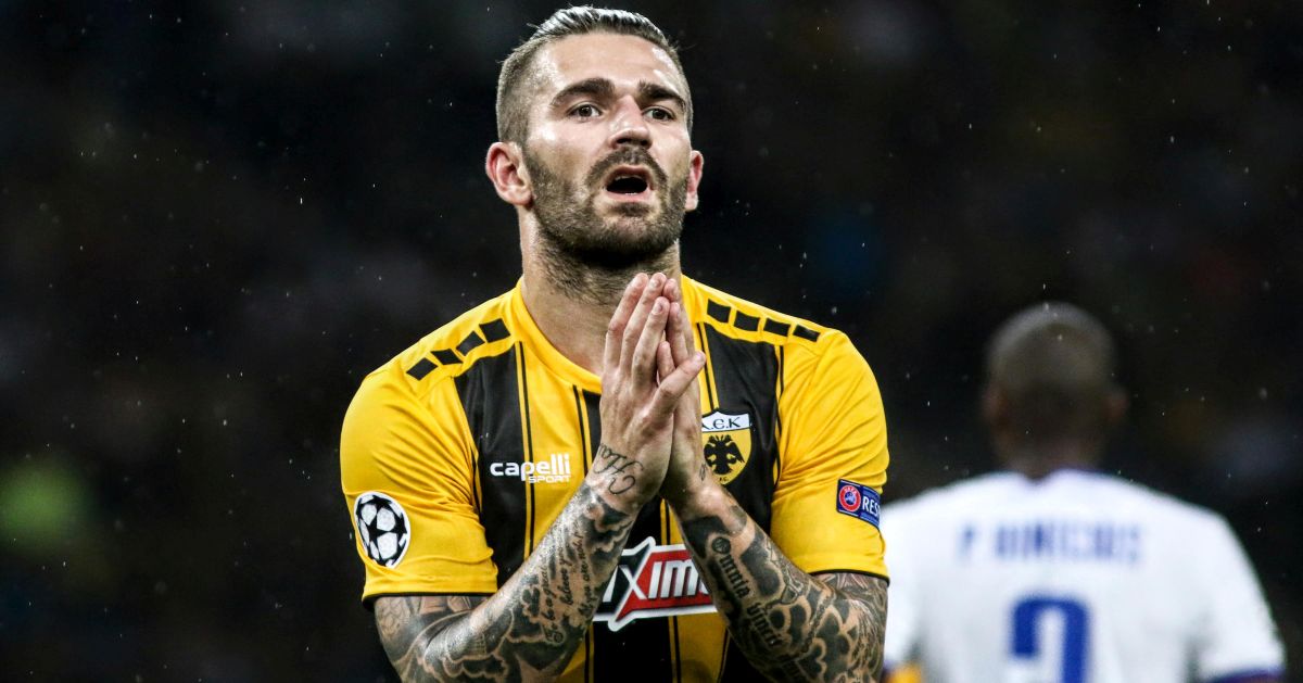 Livaja asistirao za AEK pa dobio crveni karton u sudačkoj nadoknadi
