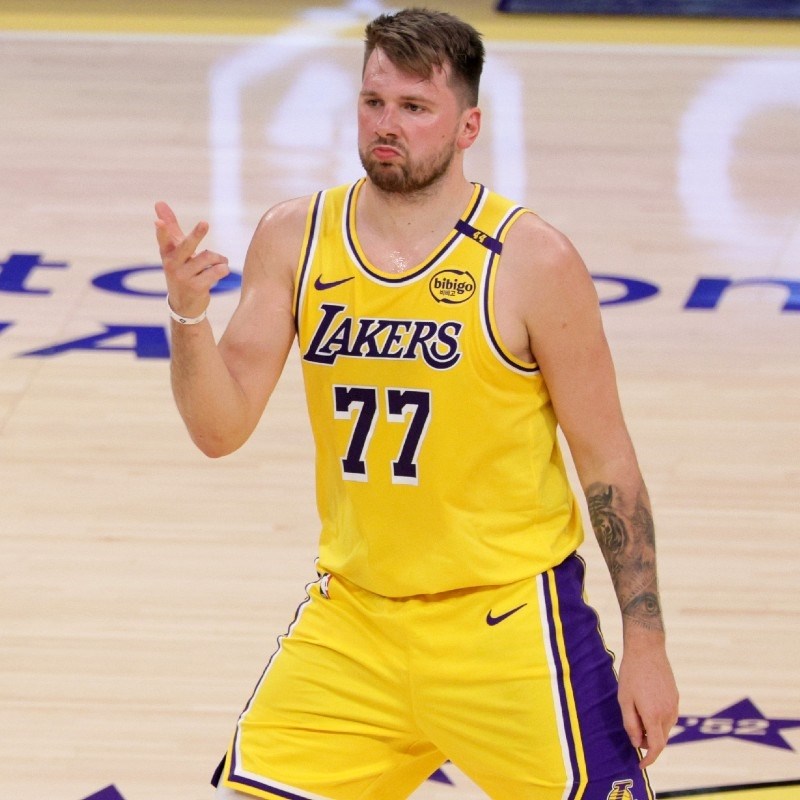 Luka Dončić potpisao novi ugovor s Lakersima