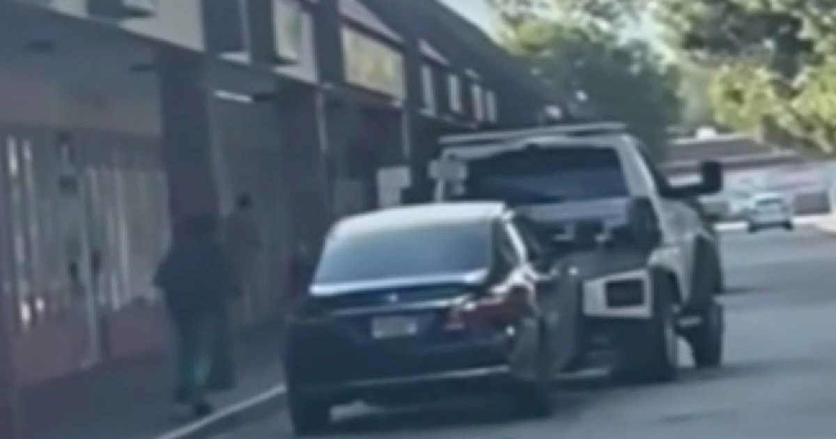 Vozač vučne službe na Floridi odvukao auto s djetetom koje je ispalo iz vozila