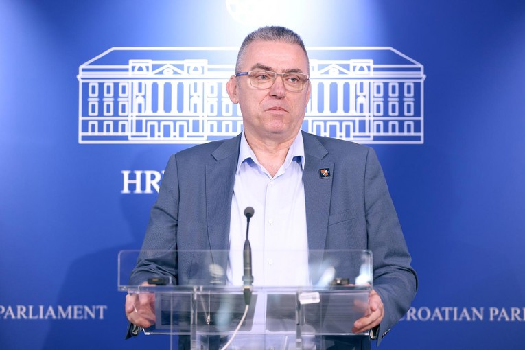 Pupovac: Ovo što smo čuli u Kninu je jezivo. Ćipe: Jezivo je što se događa u Zagrebu