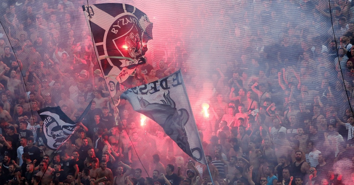 UEFA prijeti PAOK-u: Mora obuzdati divljanje navijača u utakmici s Hajdukom