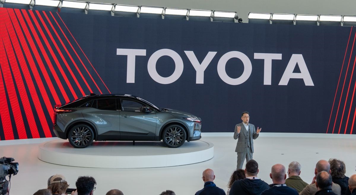 Toyota je najvrjedniji automobilski brend na svijetu. Mercedes je drugi, Tesla u padu