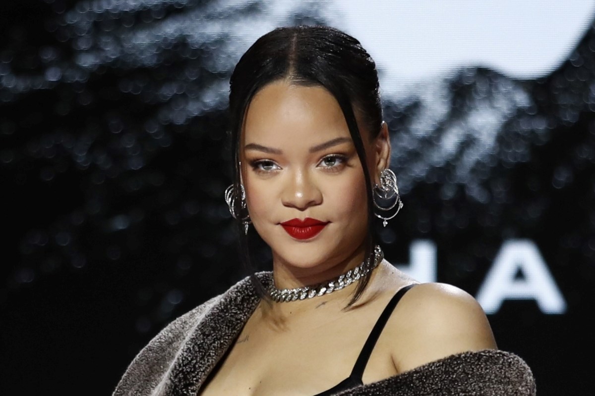 Tenisice koje nosi Rihanna postale su glavna tema na internetu