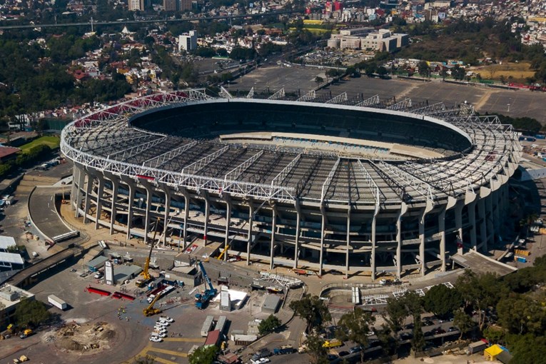 Tragedija uoči utakmice. Navijač poginuo na stadionu na kojem će se otvarati SP