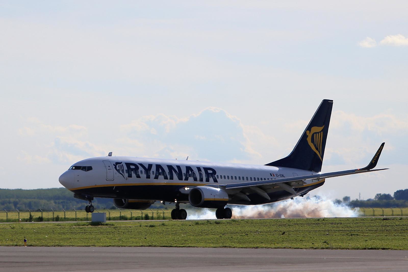 Avion Ryanaira kružio oko Osijeka jer je kontrolor leta zakasnio na posao