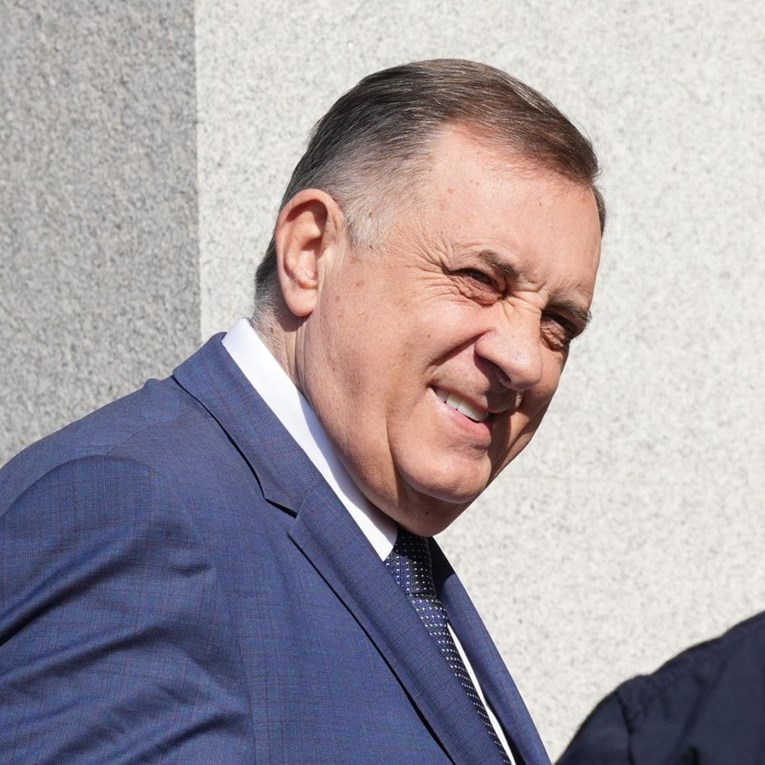 Dodik se javio nakon putovanja u Izrael: Stigao sam