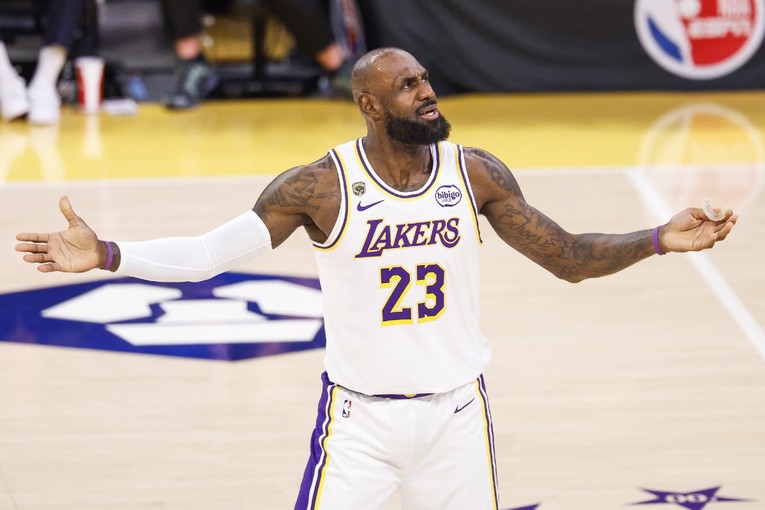 LeBron James odlazi iz Lakersa