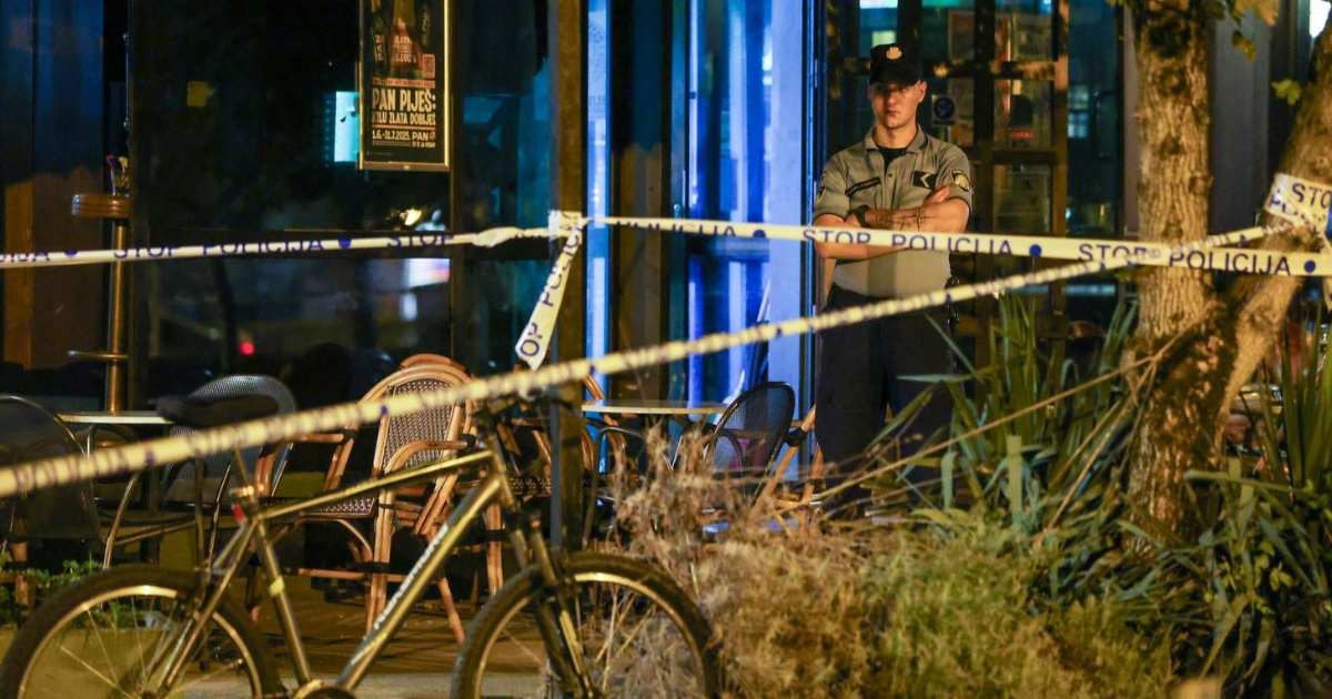 Mladić razbijenom bocom napao muškarca u kafiću u Rogoznici. Uhićen je