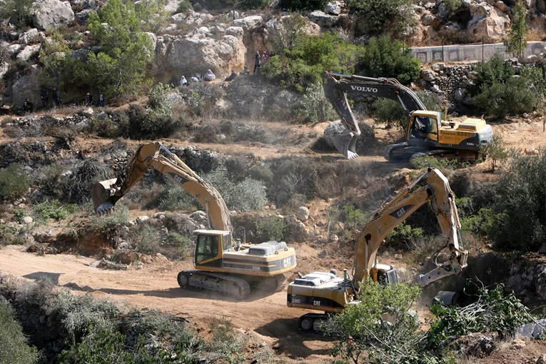 Norveški fond prodao dionice Caterpillara zbog izraelskog rušenja palestinskih kuća