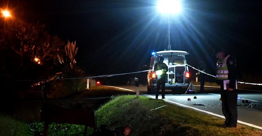 Pijani mladić kod Novske sletio autom u kanal, teško je ozlijeđen