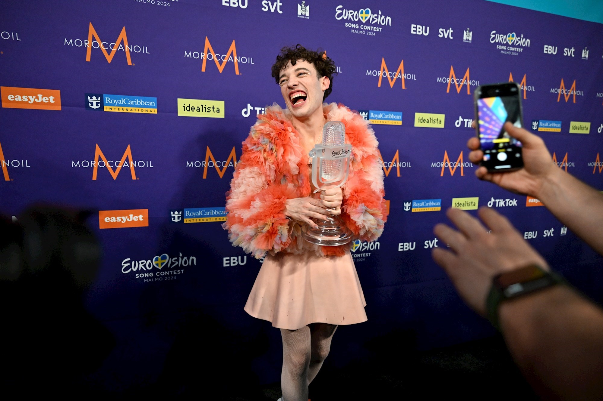 Kako pobijediti na Eurosongu u sedam jednostavnih koraka