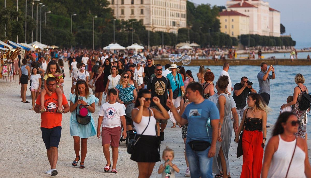 U Zadarskoj županiji 8 novih slučajeva, novooboljeli su mlađe i srednje životne dobi
