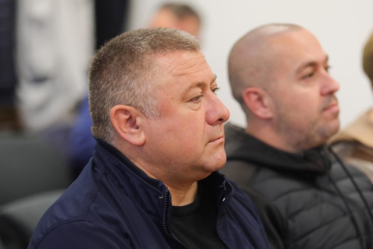 Uspio jedan manevar obrane Damira Dekanića