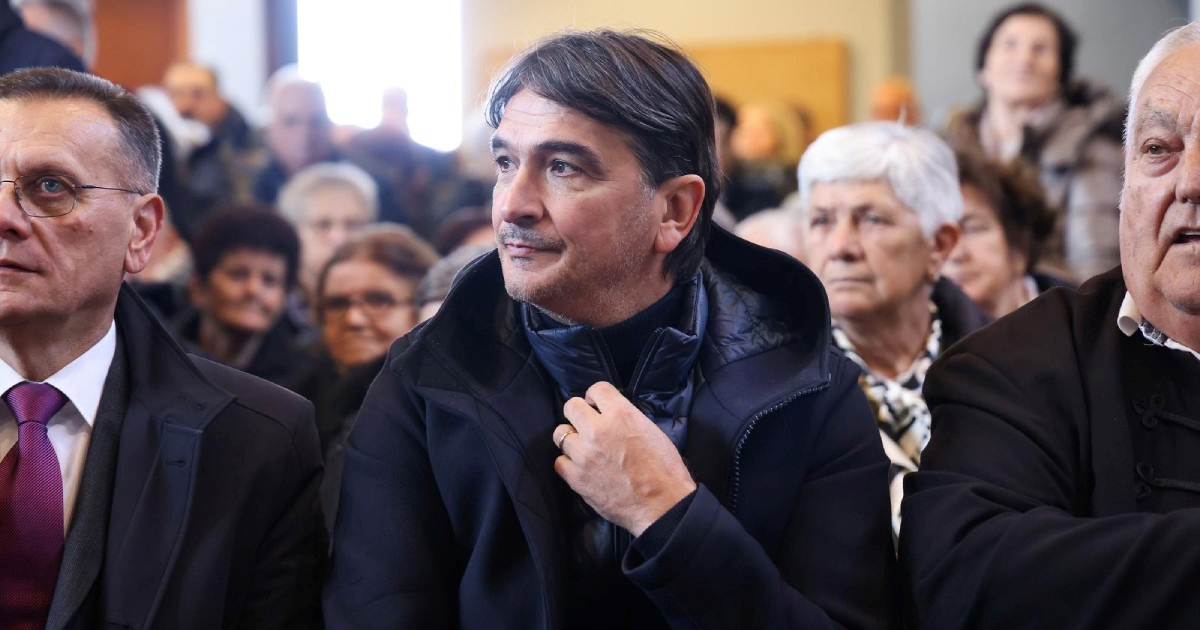 Dalić deset sati nakon utakmice došao u Škabrnju