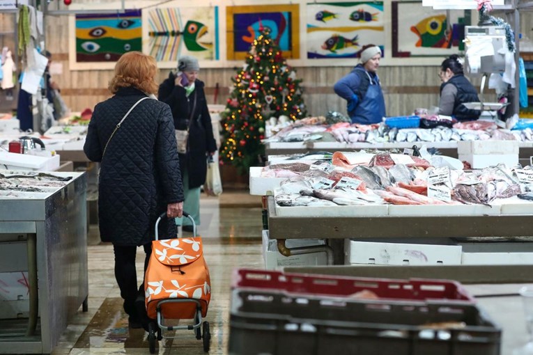 Sindikati: Građani imaju osjećaj da se cijene mijenjaju na dnevnoj bazi. U pravu su
