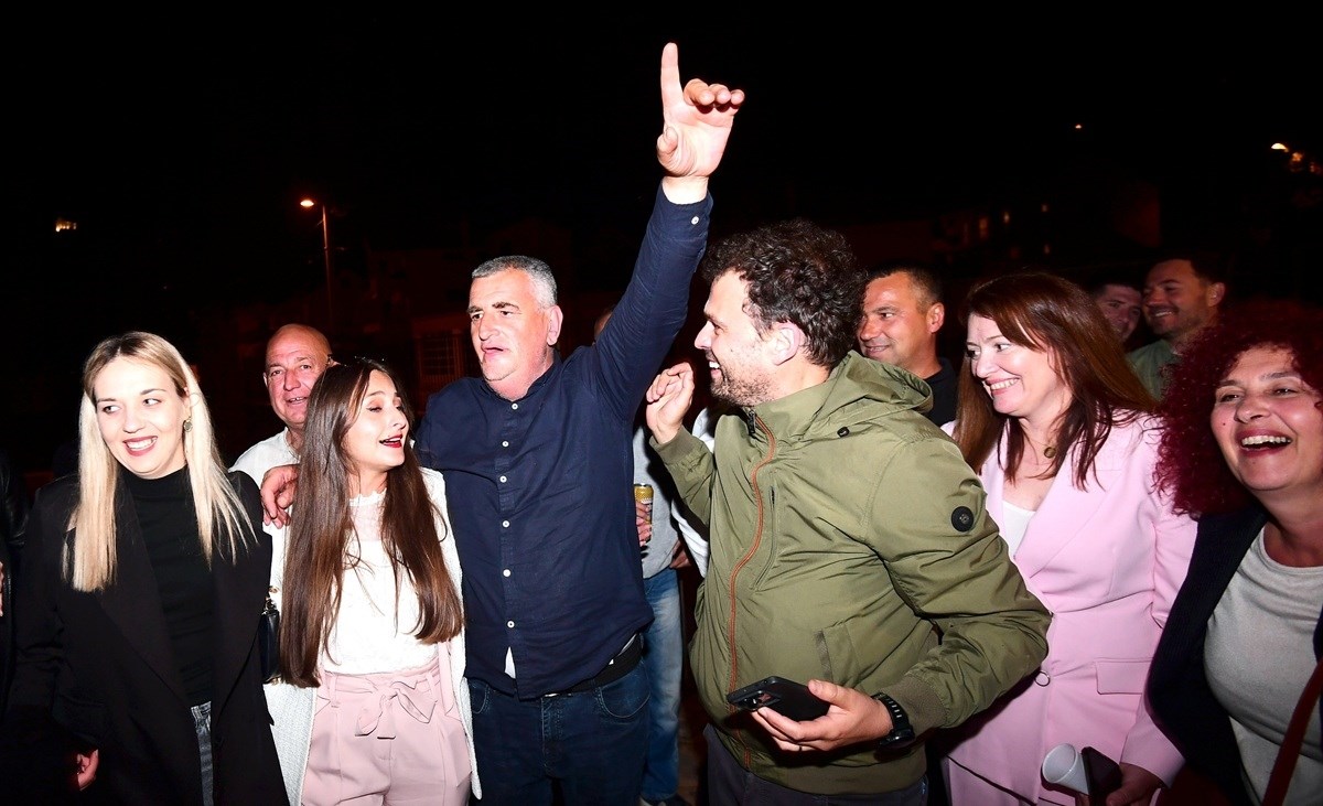 FOTO Bulj vodi, čeka ga žestoka borba. Pogledajte kako slavi