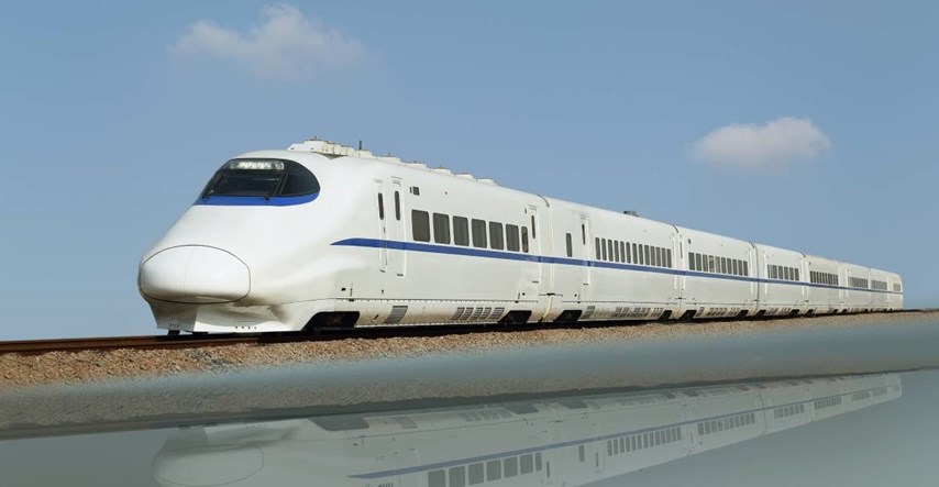 Vlak u Kini se zabio u radnike na željeznici, devetero mrtvih