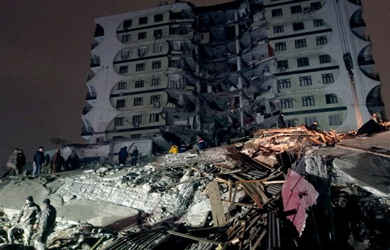 FOTO Prve slike iz razrušenog turskog grada, traje spašavanje zatrpanih