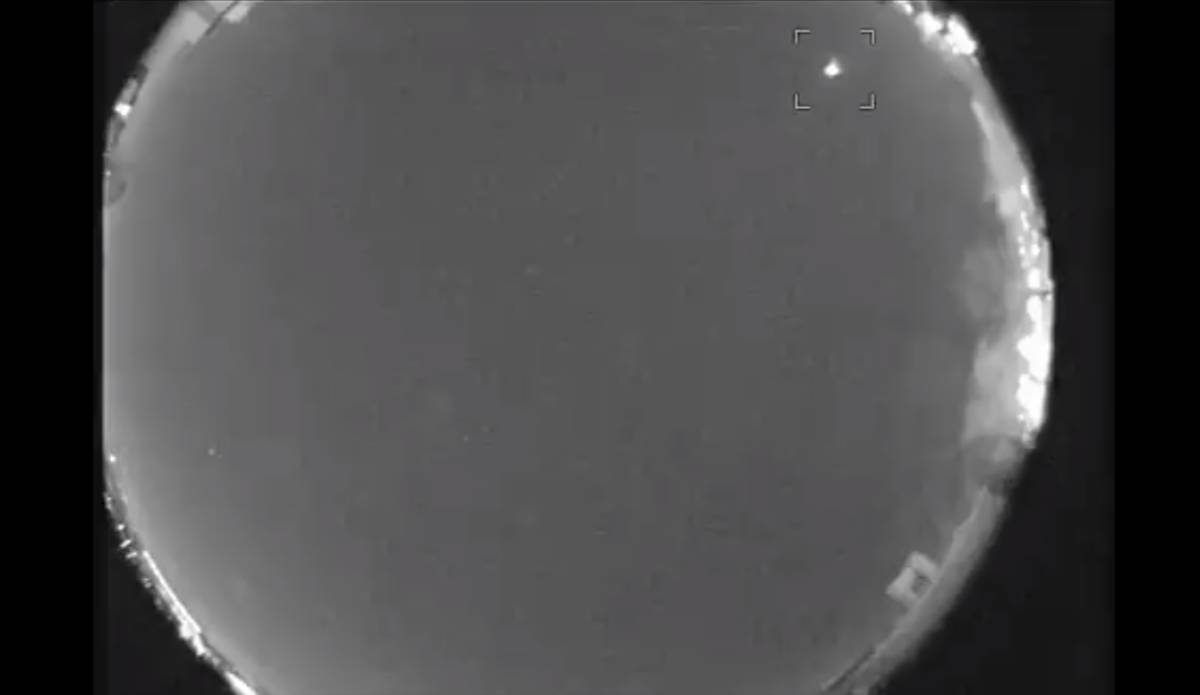Asteroid eksplodirao u blizini Zemlje, njegovi se ostaci razletjeli po planetu