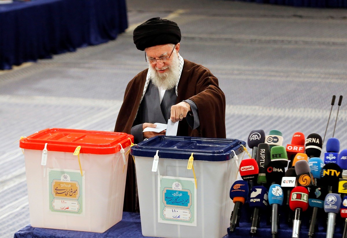 Kladili se na smrt ajatolaha pa im kladionica odbila isplatiti 54 milijuna dolara