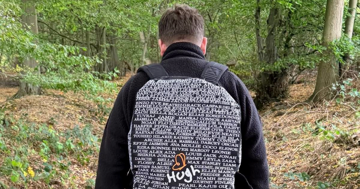 Hodao 100 km u spomen na sina (6) umrlog od raka. Na leđima nosio dječakovu težinu