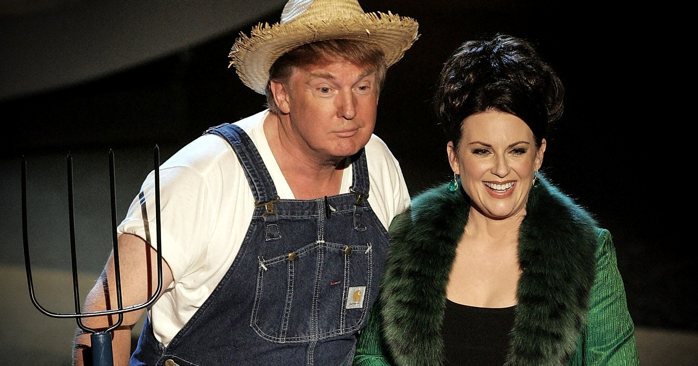 Usred iranske krize širi se stara snimka Trumpa kao farmera - i nije AI 😁