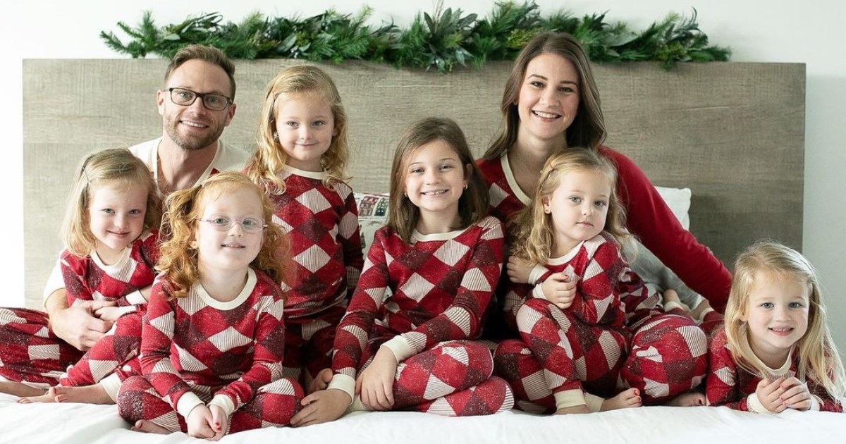 Htjeli su još jedno dijete, dobili petorke. Tjedno su mijenjali 420 pelena