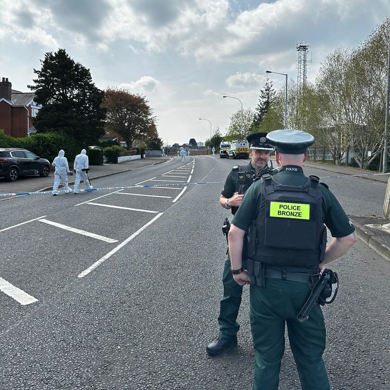 Napad auto-bombom u Belfastu, sumnja se na Novu IRA-u