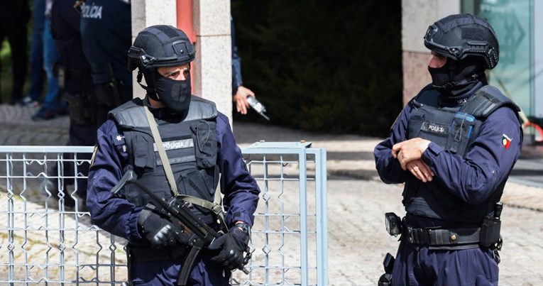 Afganistanac nožem ubio dvoje ljude u islamskom centru u Lisabonu