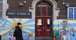 Osnovne i srednje škole u New Yorku prelaze na online nastavu