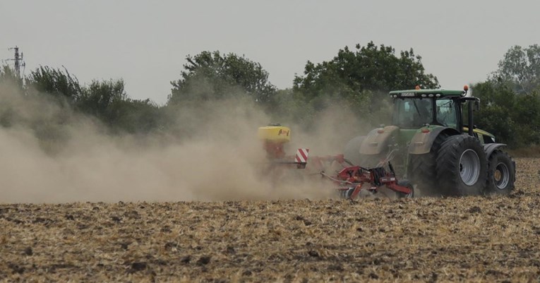 Socijaldemokrati: Od 110 tisuća OPG-ova mjeru protiv suše će dobiti njih 5000