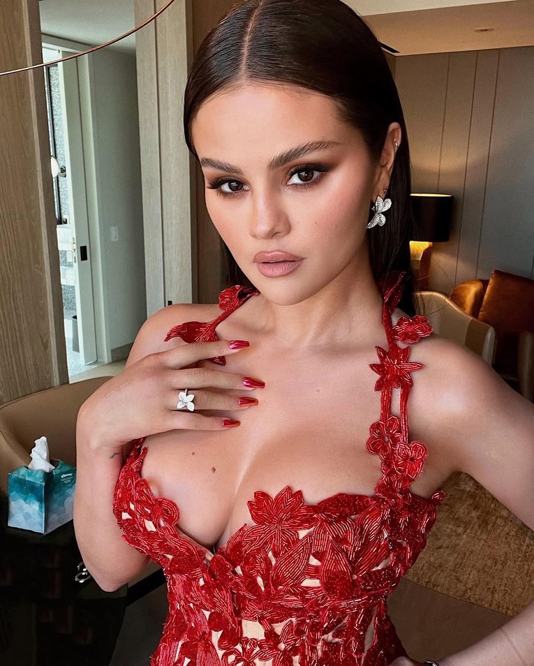 Balerina nokti ponovno su hit, Selena Gomez već ih nosi